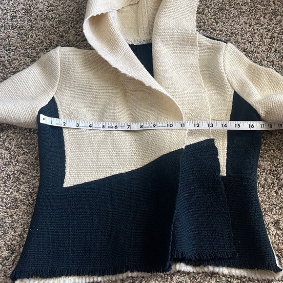 Women's Black and Cream color black Jacket organic - Picture 8 of 10